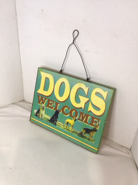 Wood Dogs Welcome Green/Yellow Wall Decoration Art