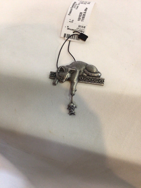 Pewter Silver Cat Pin
