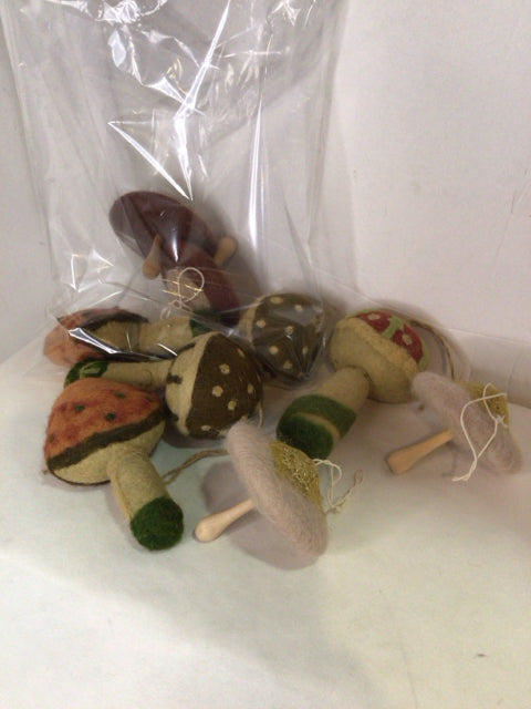 Ornament Tan/ Pink Felt Mushroom Bag Holiday Item