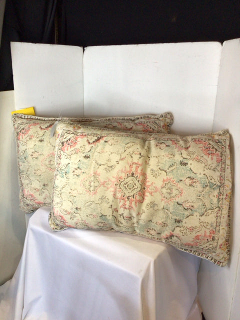 Pair Cream/Multi Cotton Geometric Pillow Set