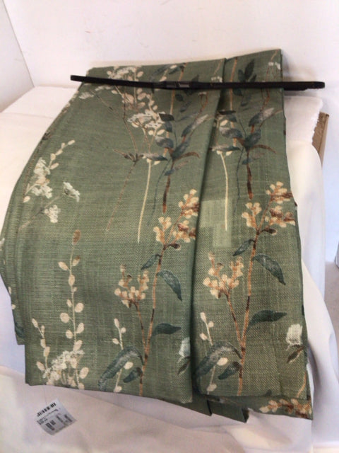 2 Panels Green/multi Polyester Floral Draperies/Curtains