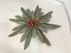 Metal Flower Green/Red Wall Decoration Art