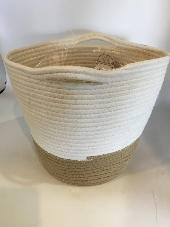 Basket White/Tan Rope Planter