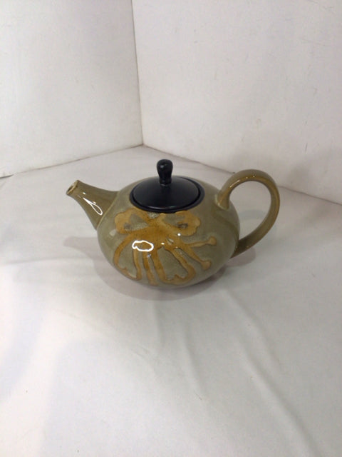 PIER 1 Tan/Black Ceramic Tea Pot