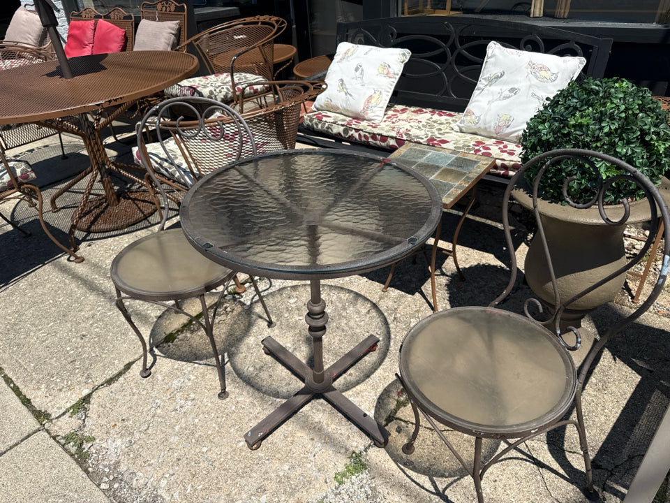 3 Piece Iron Ice Cream Bronze Table & Chairs