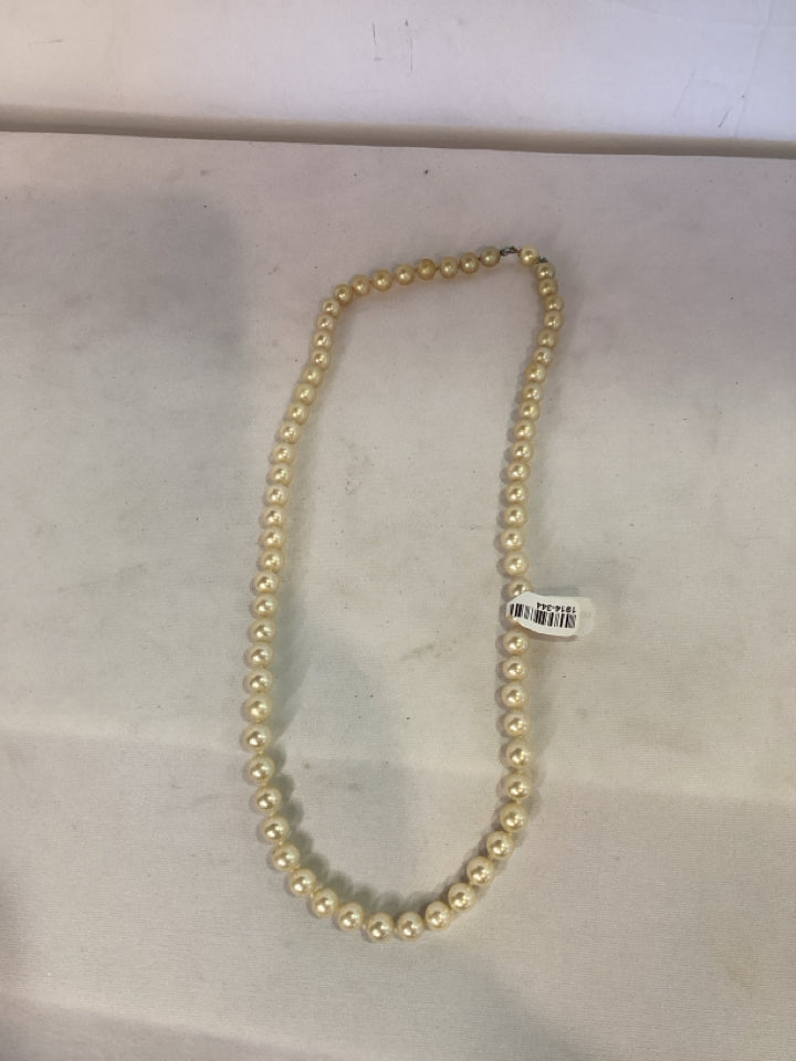 Pearl Vintage Necklace