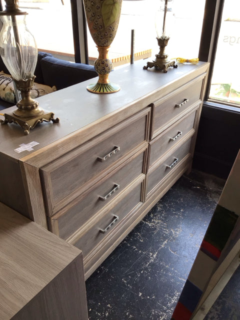 As Is Wood 6 Drawer W/Mirror Gray Dresser/Chest