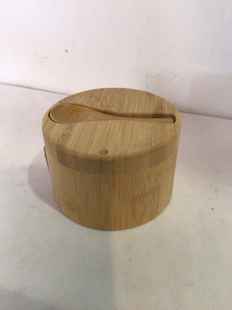 Wood Kitchen Access.