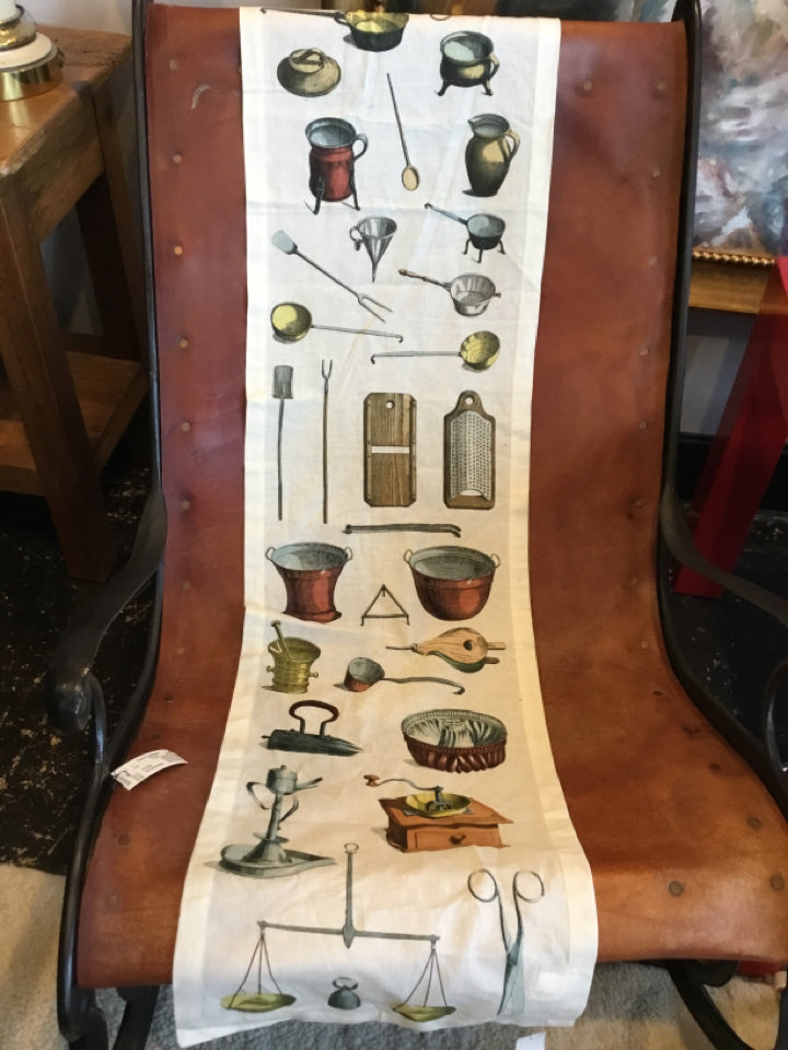 John Derian Co. White/Multi Spoon Table Runner