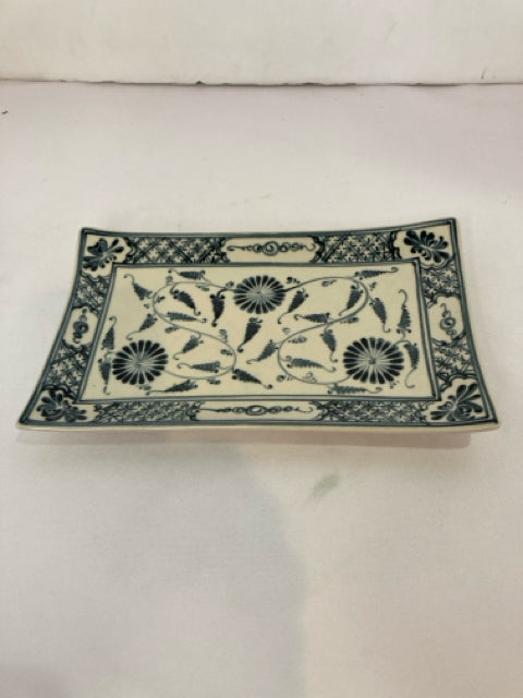 World Market White/Blue Porcelain Plate
