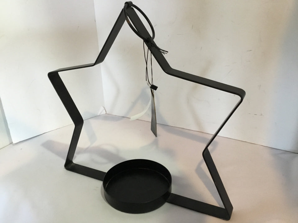 Black Metal Star Candle Holder