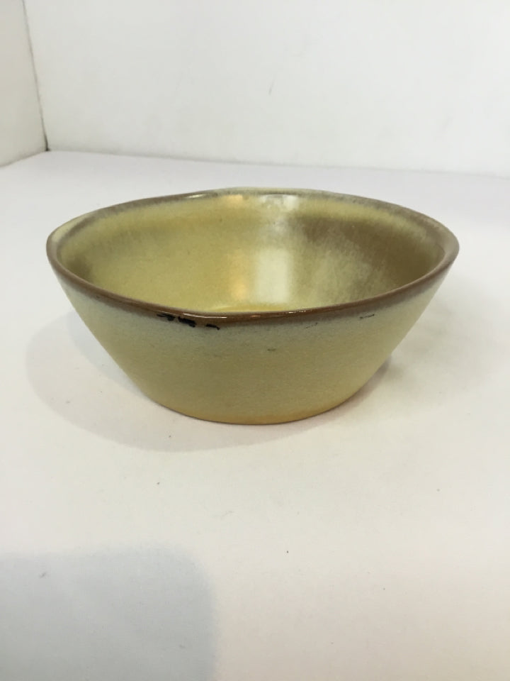FRANKOMA Yellow Ceramic Bowl