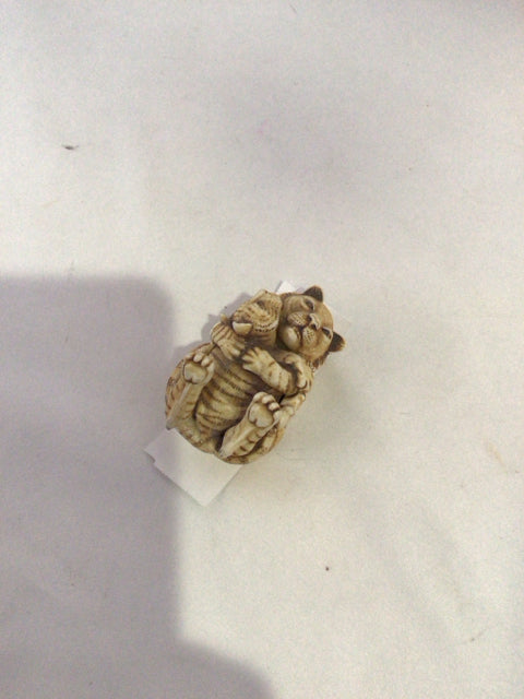 Harmony Kingdom Figurine Brown/White Resin Cats Trinket Box