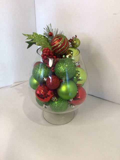 Christmas Red/Green Glass Ornaments Bowls Holiday Item