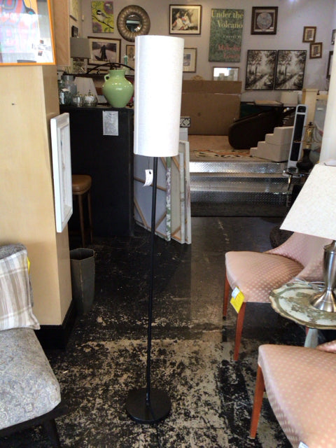 Floor Black/White Drum Lamp