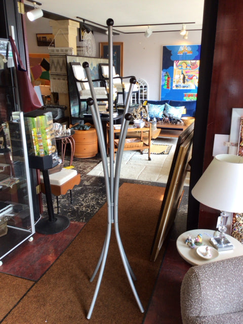 Silver/Black Metal Coat Tree