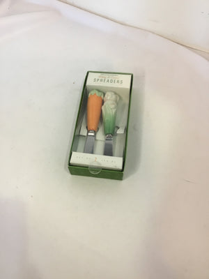 Easter Green/Orange Ceramic/Metal Bunny Carrot Holiday Item