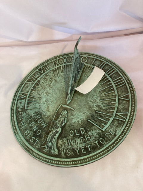 Brookstone Patina Brass Garden Sun Dial