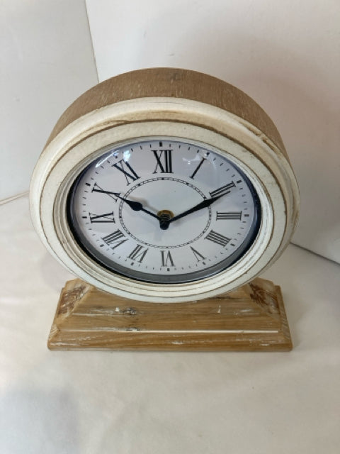 Table Top White Wood Clock
