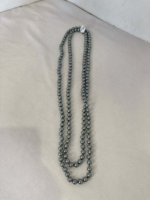 Gray Pearl Necklace