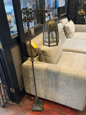 Victorian Bronze Metal/Glass Floor Lamp