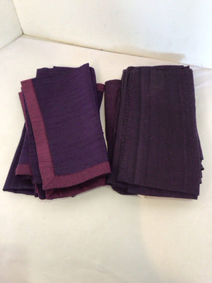 PIER 1 Set of 6 Purple Napkins