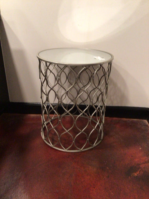 Metal Mirrored Silver Table