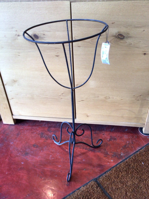 Black Metal Plant Stand