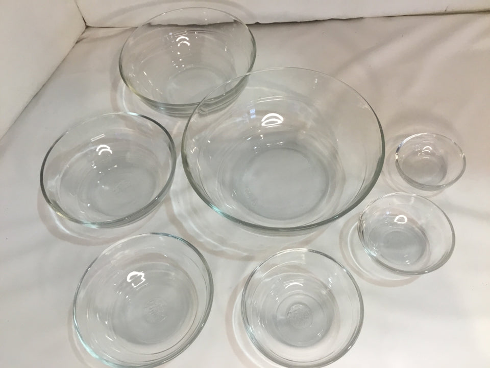 Set of 7 Clear Glass Bowl Set