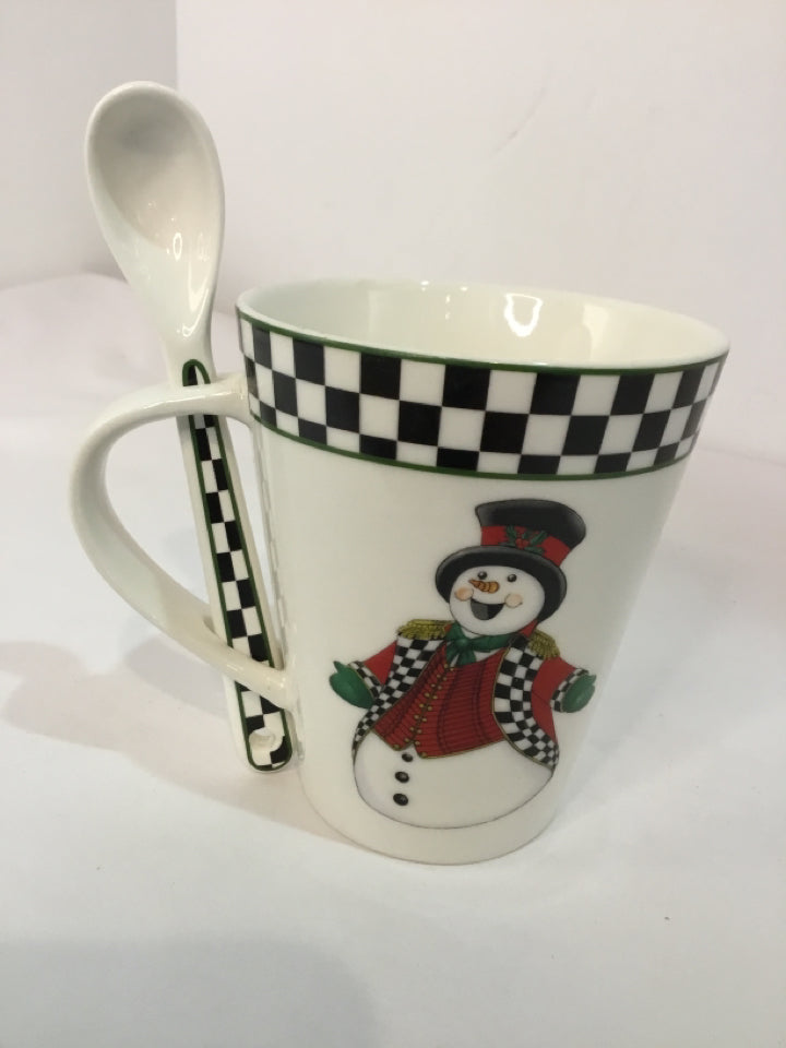 Spode Mug Set White/Multi Ceramic Santa Snowman Holiday Item