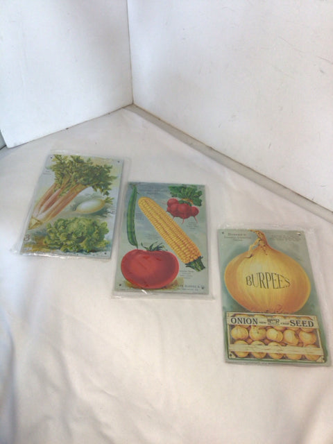 Set of 3 Green Metal Seed Packet Sign