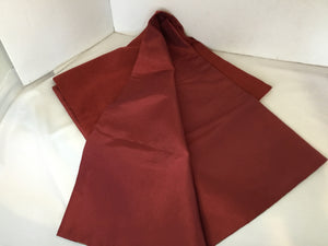 Table Runner Red/Gold Holiday Item