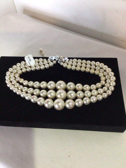 White 3 Strand Pearl Necklace