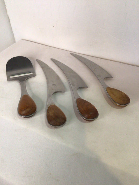 Dansk Stainless Steel Set of 4 Kitchen Access.