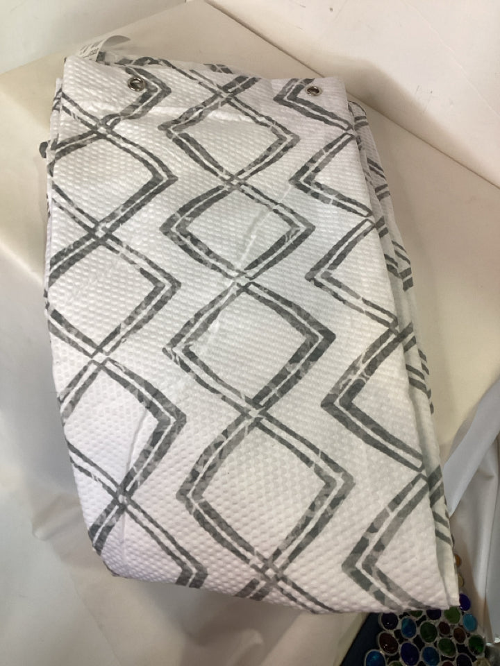 Shower Curtain, Trash Can White/Gray Bathroom Access