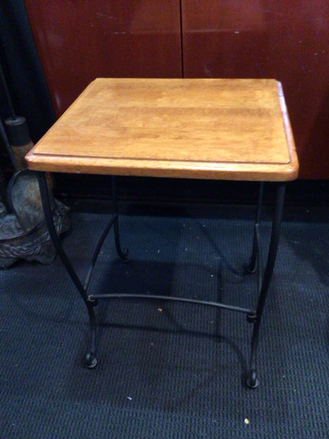 Brown/black Wood/Metal Plant Stand