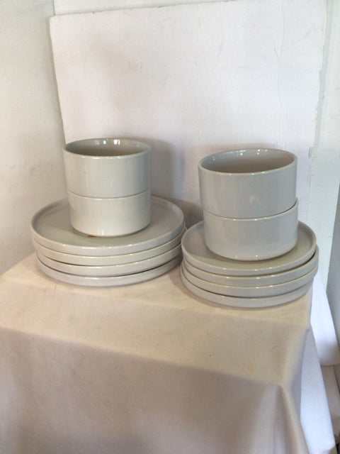 Threshold White Set of 4 Dish Set