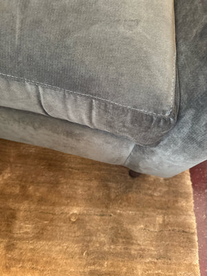 Camden Collection Tufted Velvet Olive Sofa/Couch