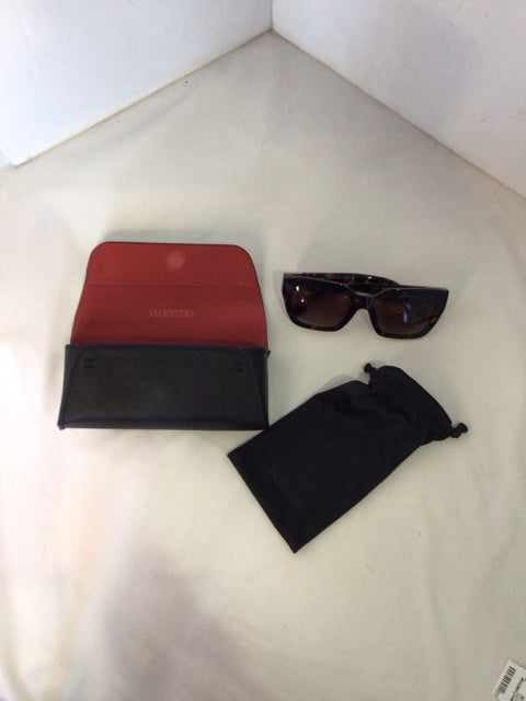 Valentino Black/Brown w/Case Sunglasses