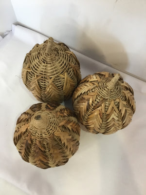 Set of 3 Natural Wicker Gourds Holiday Item