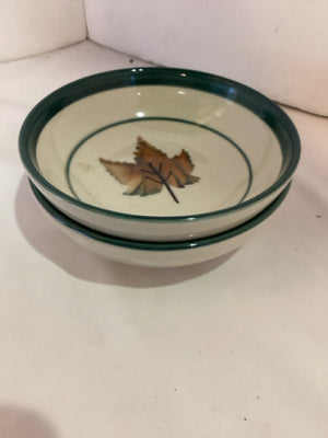 Hartstone Pair Cream/Green Leaf Bowl Set