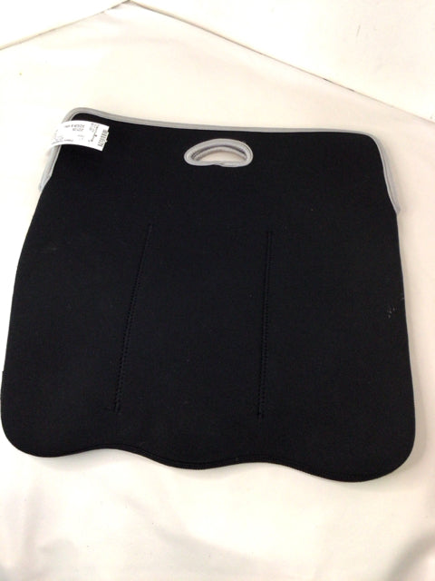 Cosmos Black Lunch Bag Purse