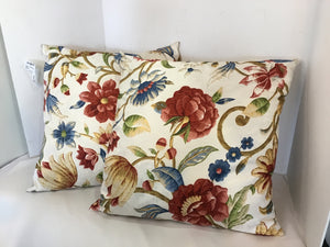 Pair White/Multi Jacquard Floral Pillow Set