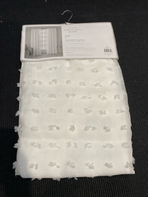 2 Panels White Polyester Draperies/Curtains