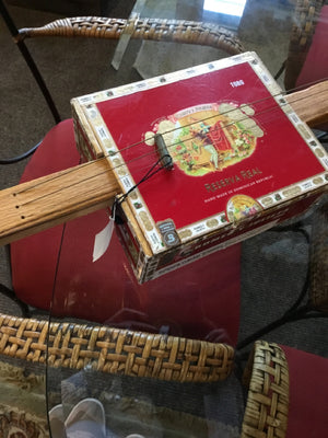 Original Red/Brown Banjo Instrument