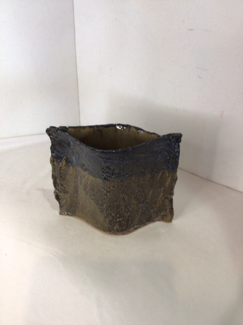 Black/Gray Pottery Vase