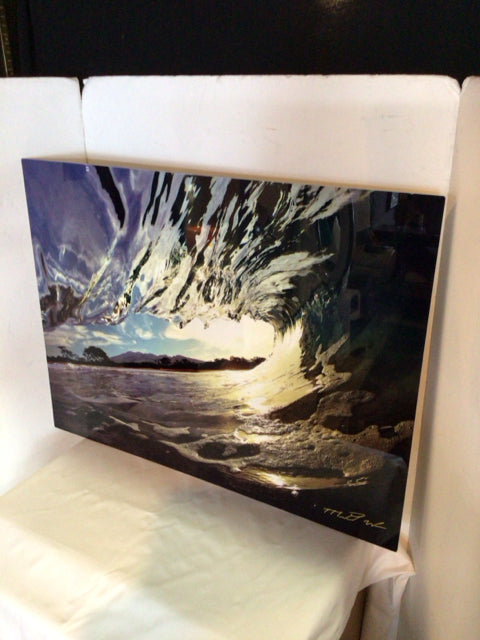 Metal Wave Gray/White Wall Decoration Art