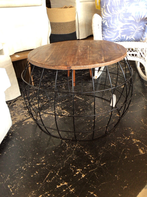 Coffee Wood/Metal Round Brown/black Table