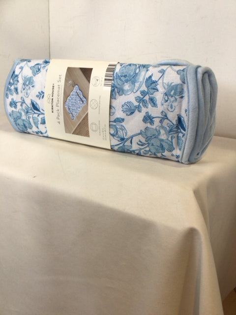 Kirkton House Set of 4 Blue/White Polyester Floral Placemats