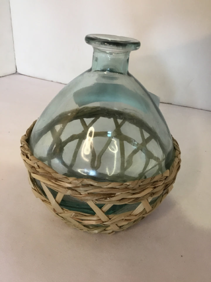 Clear/Tan Seagrass Vase